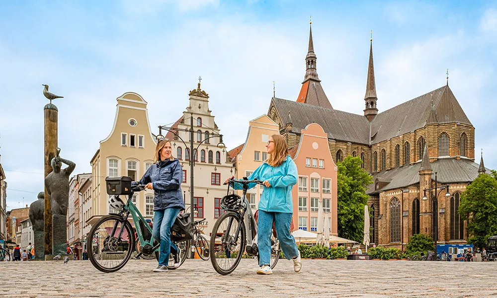 Fahrradtour Rostock Neuer Markt - Foto: TMV/Tiemann